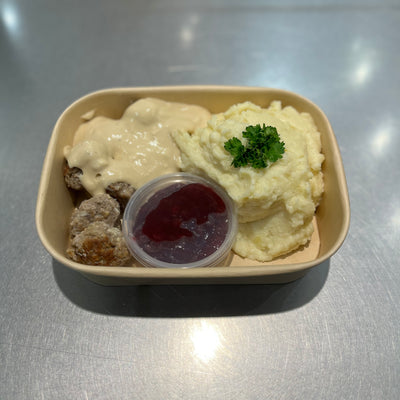 Köttbullar med potatismos och gräddsås